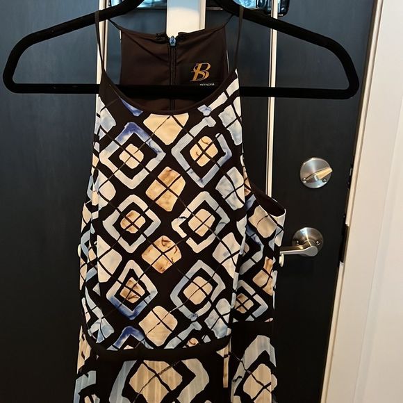 NWOT Anthropologie tile print black maxi dress w pleated skirt - size 6 - Picture 2 of 4